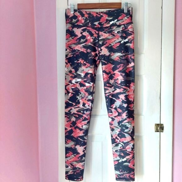 Fabletics Salar Terracotta Camo Mid-Rise Athletic Leggings Sz S - Picture 8 of 10